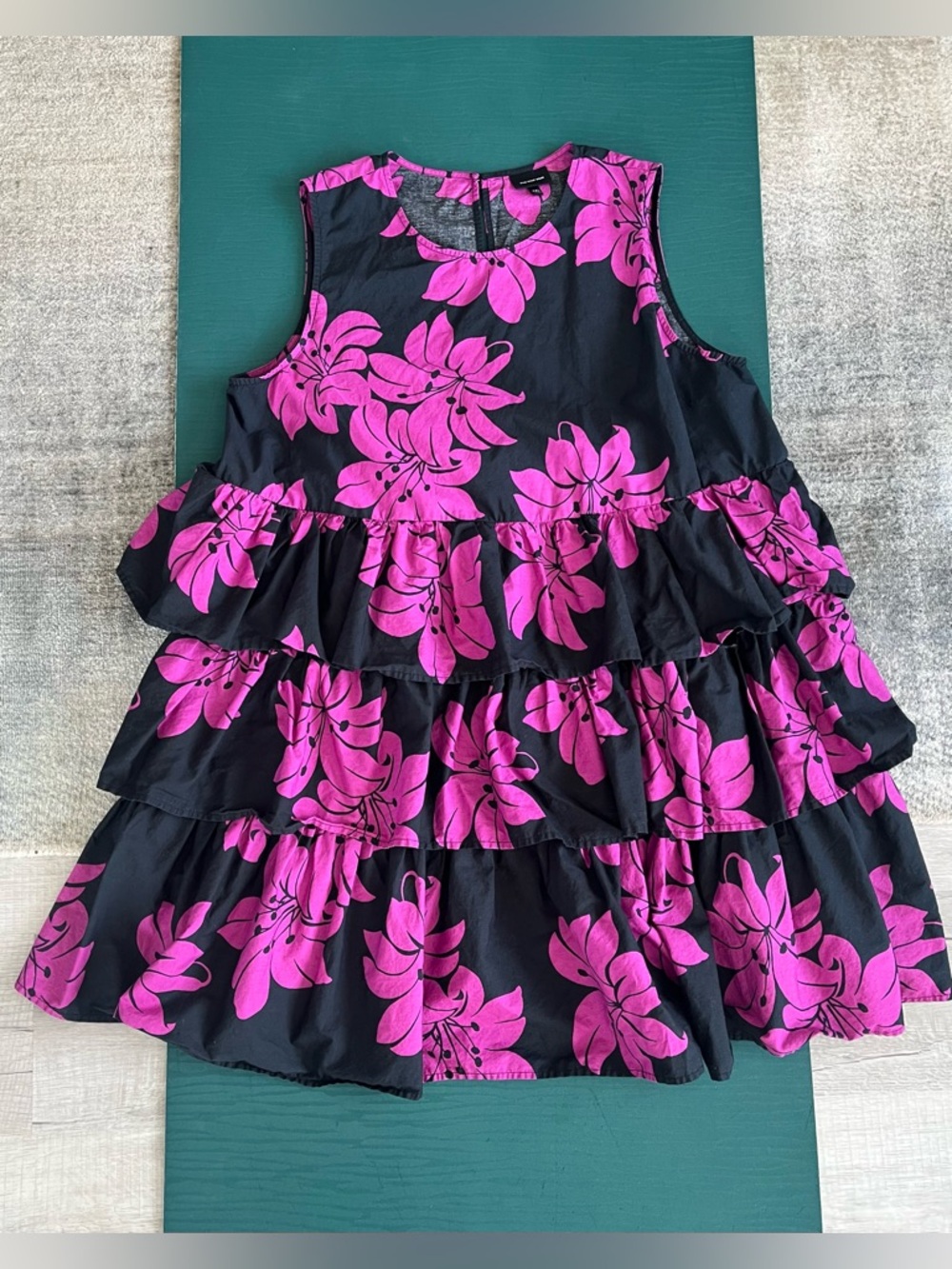 Who What Wear Women's Sleeveless Ruffle Multi Tiered Dress Pink Black Floral XXL